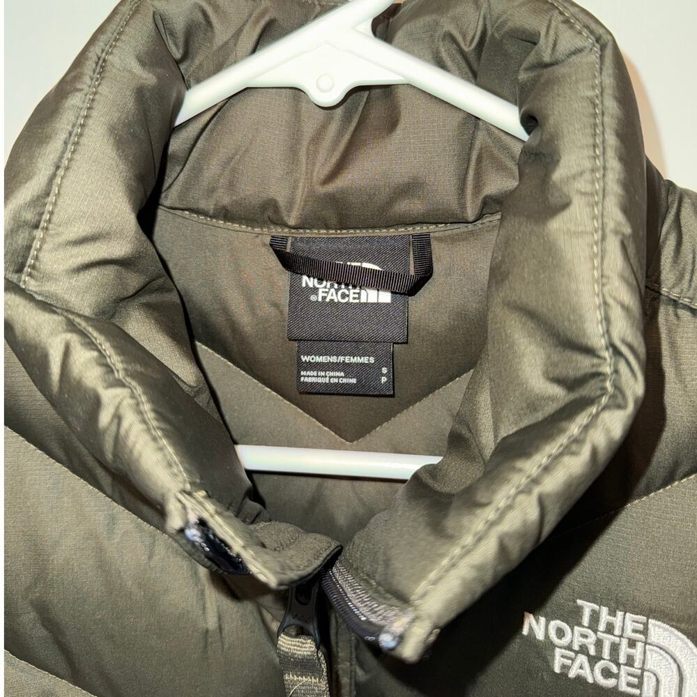 The North Face womens puffer down vest green size S - Picture 5 of 10